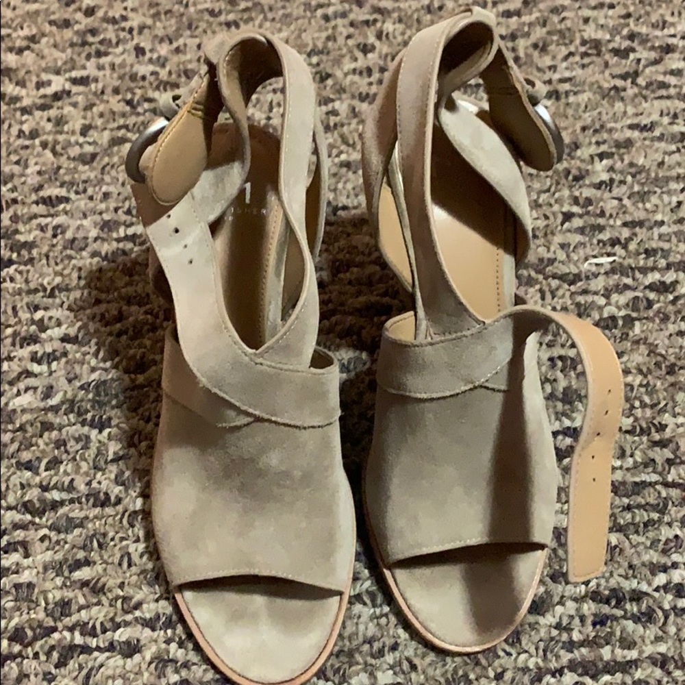 Marc fisher heels